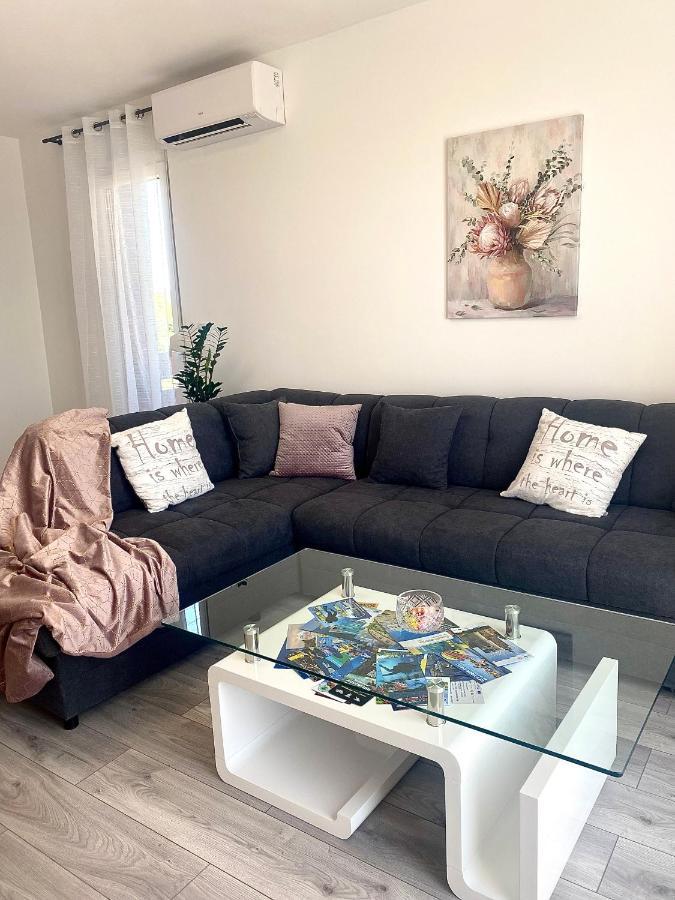 Ema Apartment Пула Екстер'єр фото
