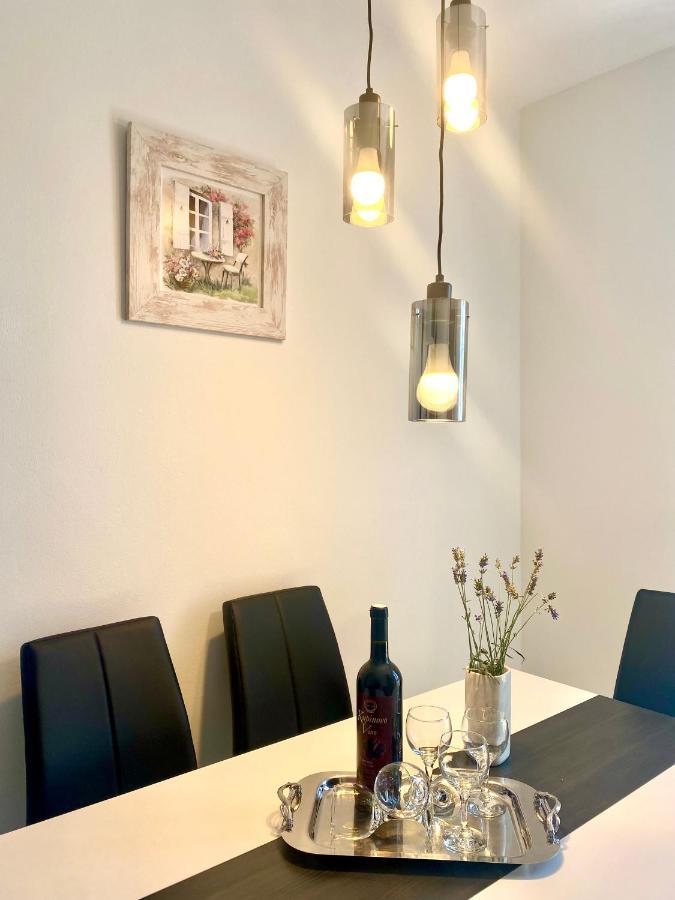 Ema Apartment Пула Екстер'єр фото
